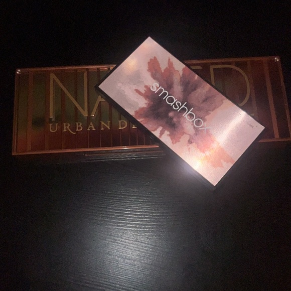 Urban Decay Naked Heat AND Smashbox Petal Metal Eye Palletes - Picture 3 of 8